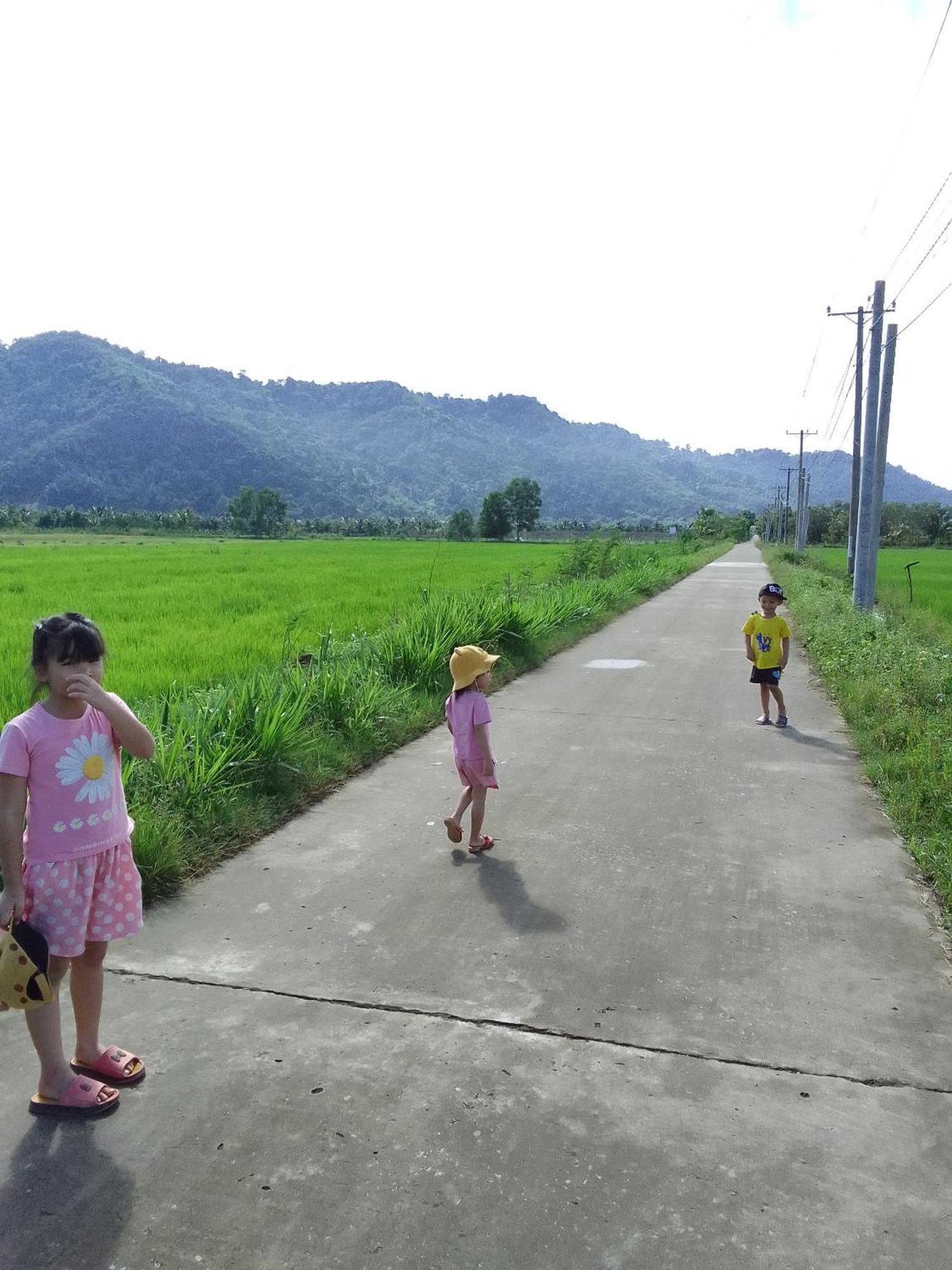 Duc Phat Homestay 캇 티엔 외부 사진